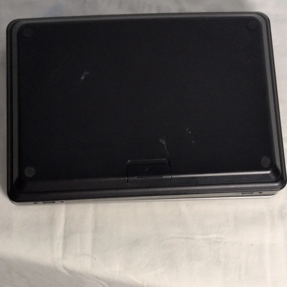 Sony DVP-FX930 Portable DVD Player LCD Screen Black Composite RCA Headphone DVD